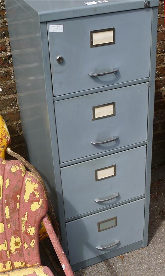 Metal 4-drawer filing cabinet